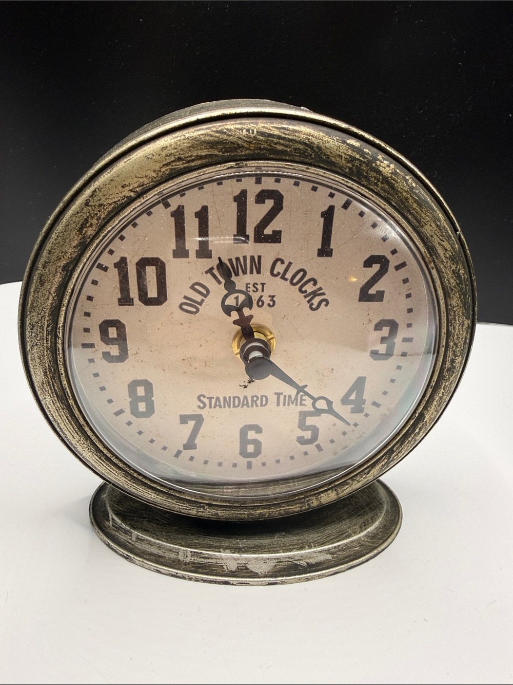 Vintage-Style Brass Table Clock - Gold Finish